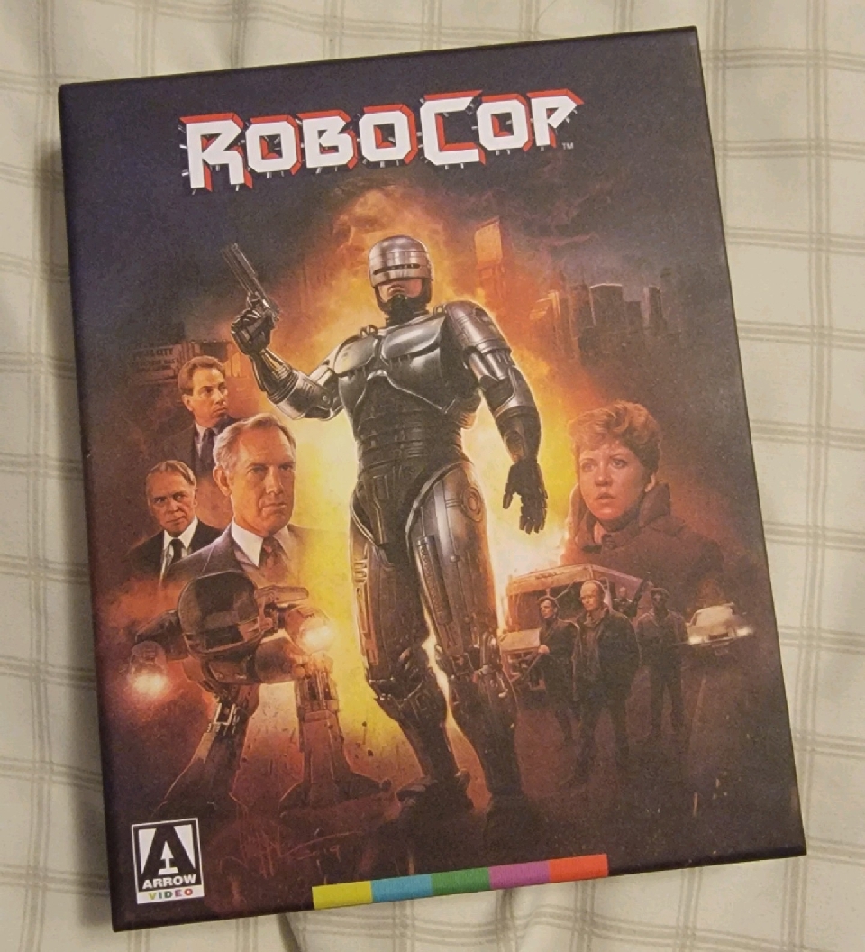 picked up this beaut today since i dont have it on 4k, comes with a