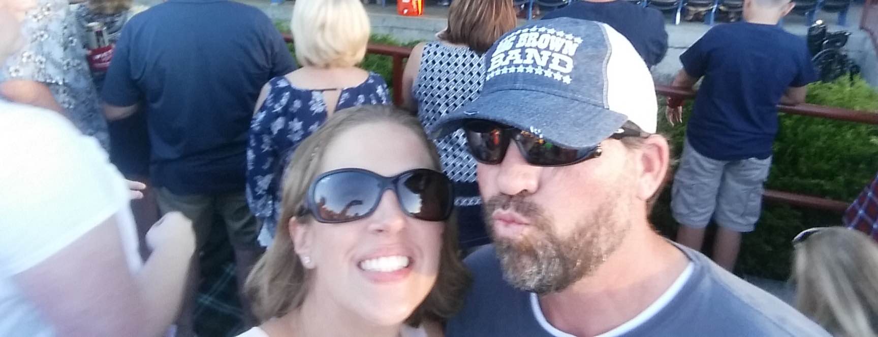 4bb0c6ed 141f 411b b41f f4478fddb3d7